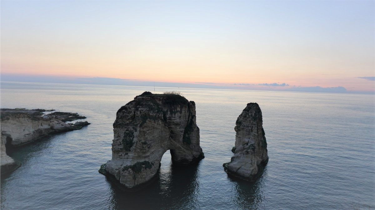 lübnan güvercin kayalıkları