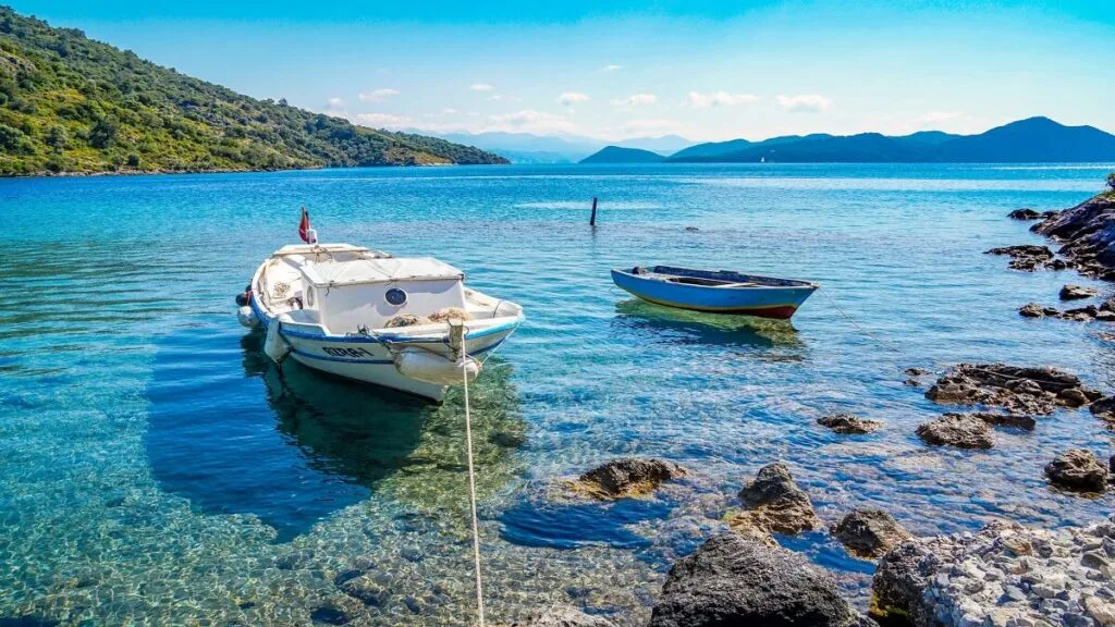 sarsala koyu ve plajı