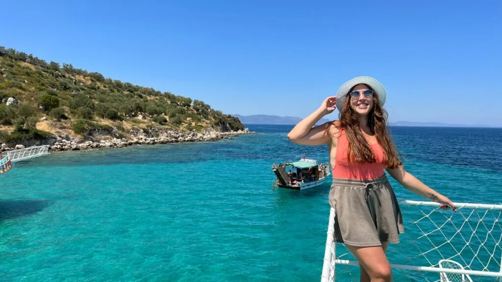 Dikili Tekne Turu Tavsiyemiz | Fiyatlar | Rotalar | 2026 Dikili Günübirlik Tekne Turu Rotaları