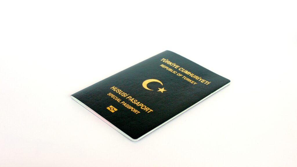 yeşil hususi pasaport
