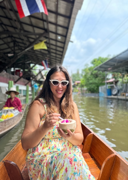 Damnoen Saduak Floating Market