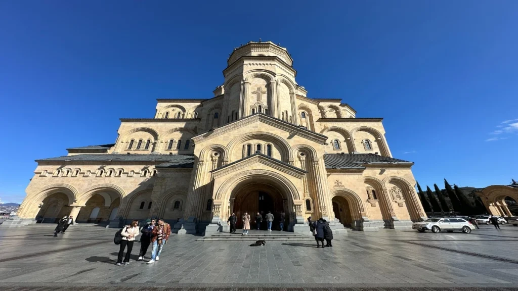 tiflis tarihi gezilecek yerler