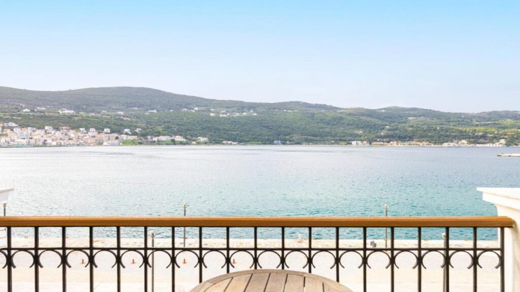 Samos'ta Nerede Kalınır? 10 Kafa Otel Önerisi samos merkez otelleri