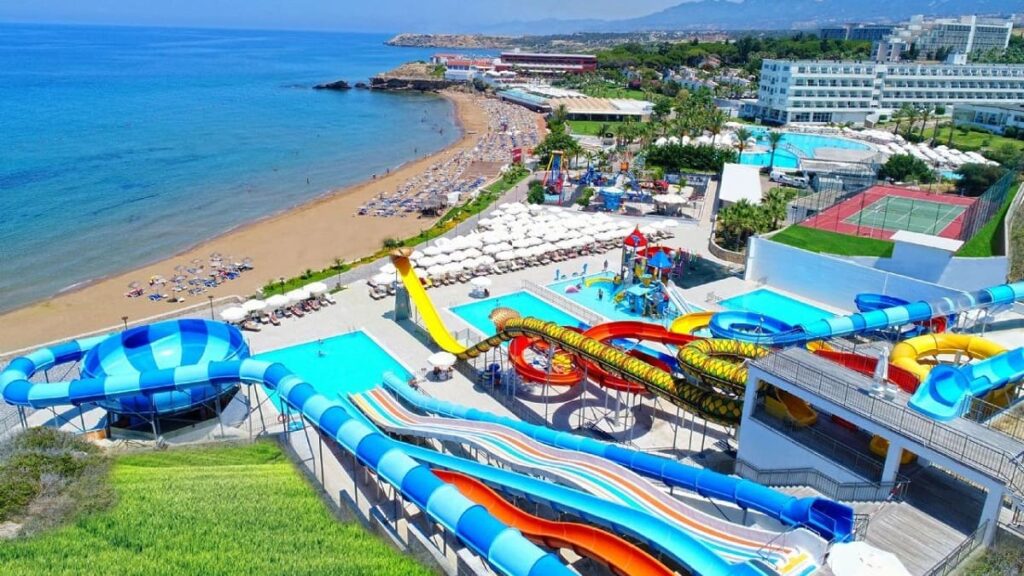 Girne'de Nerede Kalınır? En Güzel 13 Otel Önerisi Acapulco Resort Convention SPA Hotel | Girne aile dostu oteller
