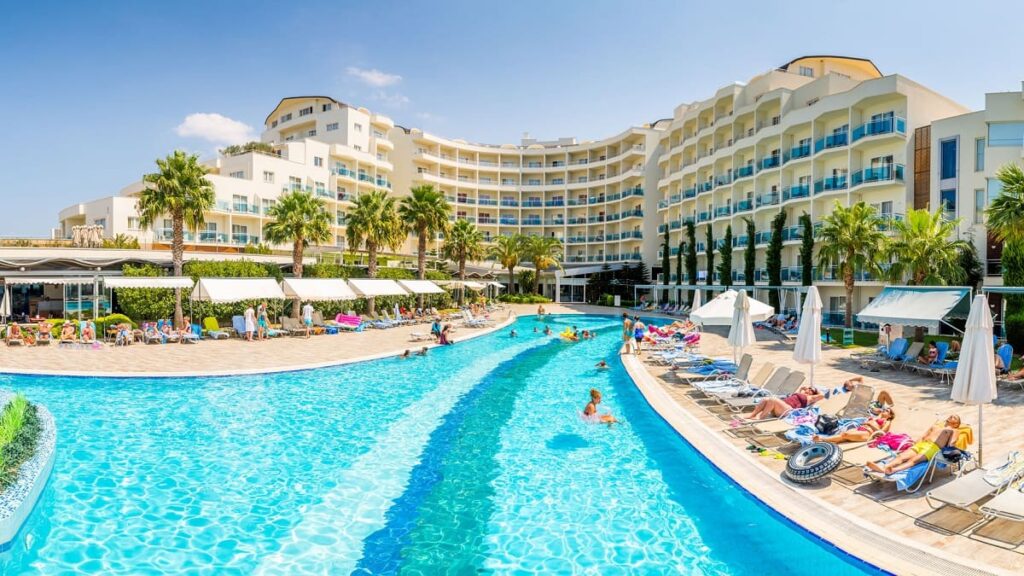 Kuşadası’nda Nerede Kalınır? | En Güzel 7 Otel Önerisi Sealight Resort Hotel Kuşadası - Kuşadası her şey dahil oteller